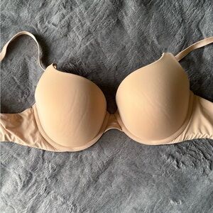VS Lightly Padded Nude Bra